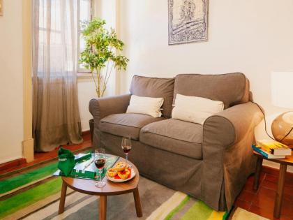Traveling To Lisbon Alfama Apartments - image 1