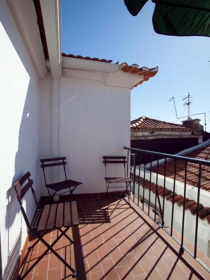 Traveling To Lisbon Alfama Apartments - image 12