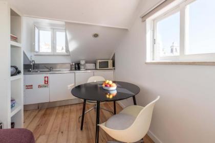Traveling To Lisbon Alfama Apartments - image 16