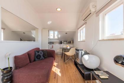 Traveling To Lisbon Alfama Apartments - image 19