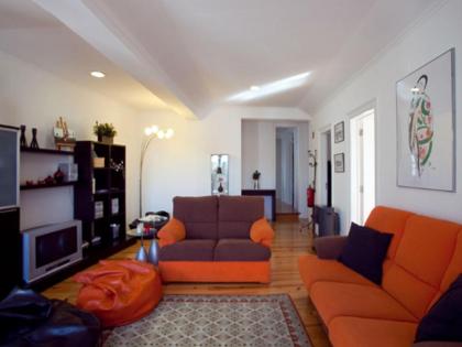 Traveling To Lisbon Alfama Apartments - image 2