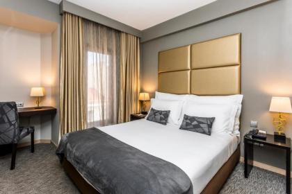 Czar Lisbon Hotel - image 9