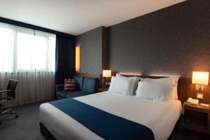 Holiday Inn Express Lisbon Airport - image 13