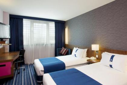 Holiday Inn Express Lisbon Airport - image 14