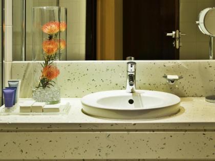Sana Lisboa Hotel - image 10