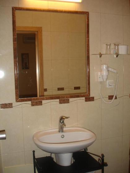 Grande Pensao Residencial Alcobia - image 14