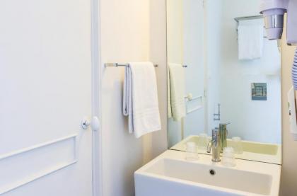Ibis Styles Lisboa Centro Liberdade NE - image 5