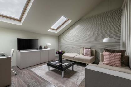 9Hotel Mercy - image 20