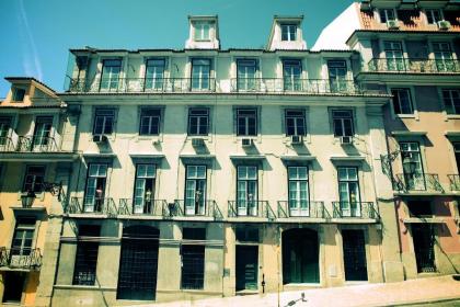Hall Chiado - image 15