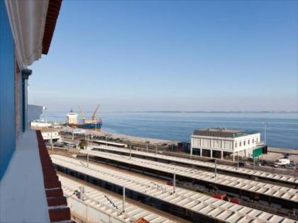 Hello Lisbon Santa Apolonia Apartment - image 11