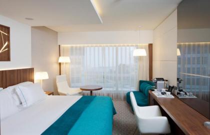 EPIC SANA Lisboa Hotel - image 4