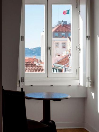 Palácio Camões - Lisbon Serviced Apartments - image 13