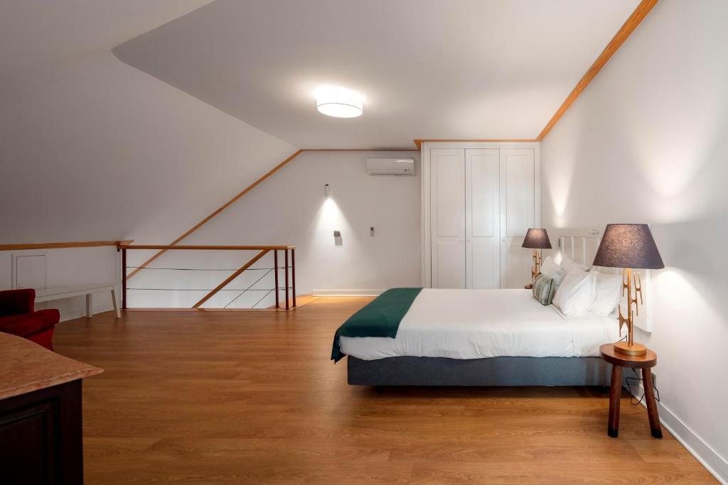 Palácio Camões - Lisbon Serviced Apartments - image 3