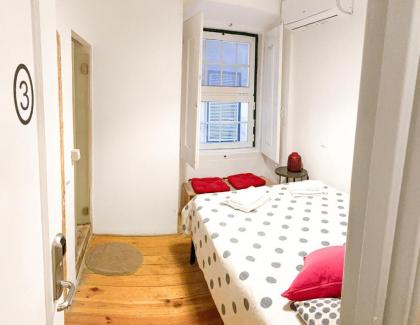 Alface Hostel - image 2