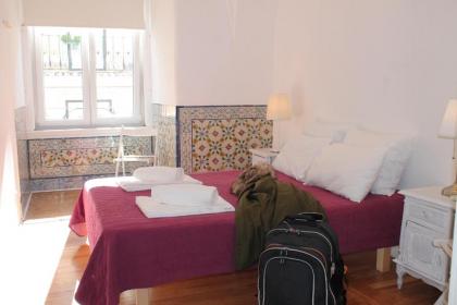 Lost Inn Lisbon Hostel - image 5