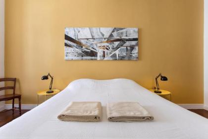 Lost Lisbon :: Cais House - image 13
