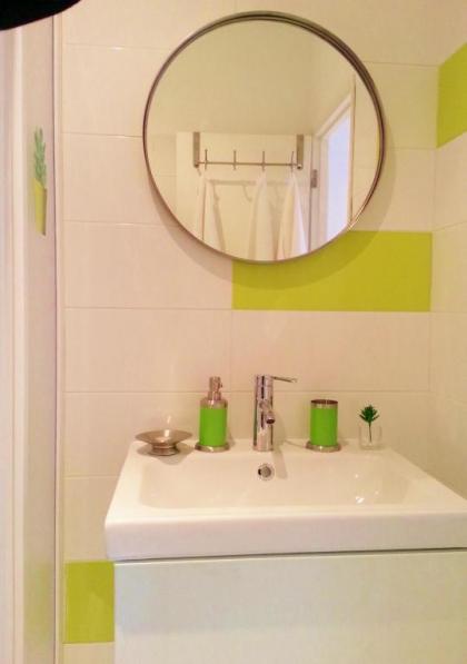 Eco Green Studio Apartment - image 11