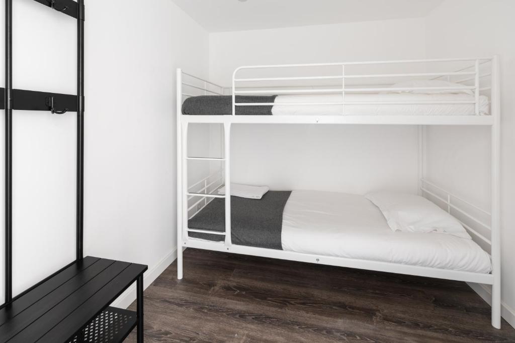 City Stays Cais do Sodre Apartments - image 3