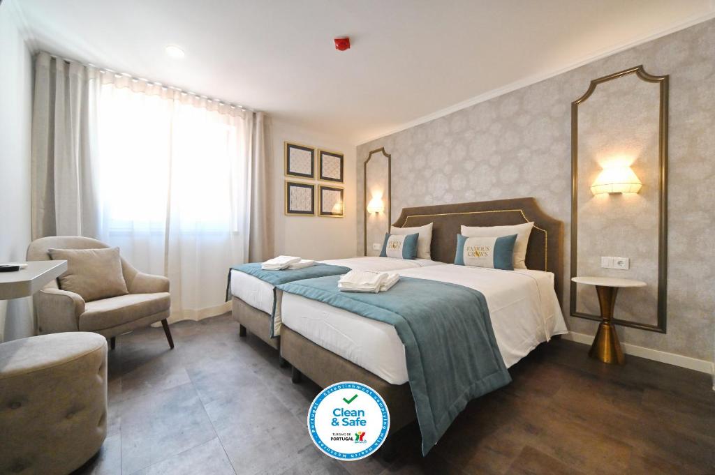 Famous Crows Lisbon Suites - main image