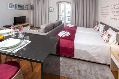 Famous Crows Lisbon Suites - image 18