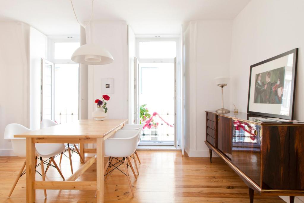 Bairrus Lisbon Apartments - Graça - main image