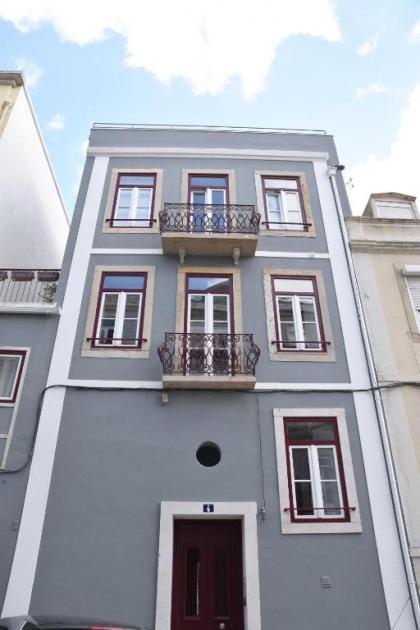 Lisbon Poets Inn - image 20