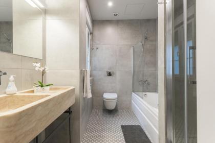 Cruz Apartments - image 12