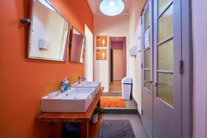 Ey Lisbon Guesthouse - image 16