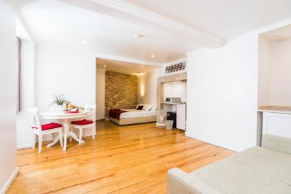 Lisbon Arsenal Suites - image 10