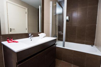 Lisbon Arsenal Suites - image 17