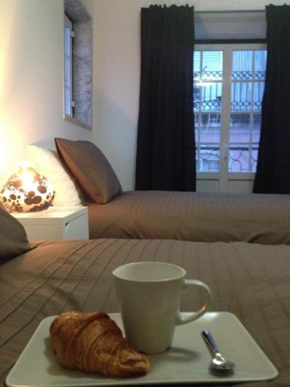 FADO Bairro Alto - SSs Apartments - image 12