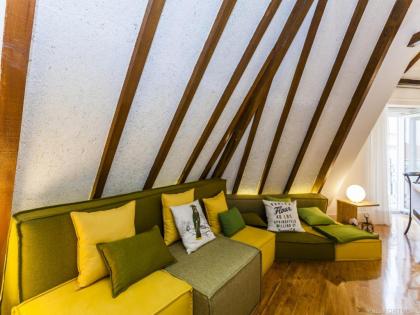 Carmo Chiado Deluxe Apartment - image 18