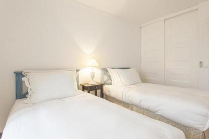 Bairrus Lisbon Apartments - Alfama II - image 11