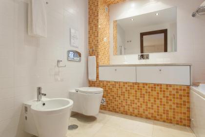 Bairrus Lisbon Apartments - Alfama II - image 2
