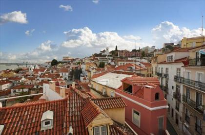 Hello Lisbon Alfama River Apartments - image 13