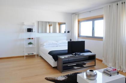 Panoramic Living - image 3