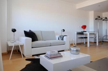 Panoramic Living - image 8