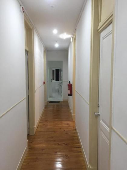 Residência Almirante - image 1