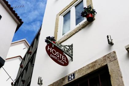 Hostel Petit Lusa - image 1