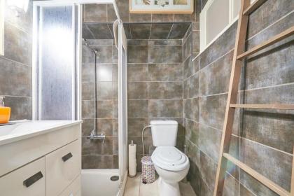 Lisbon Inn Bica Suites - image 4
