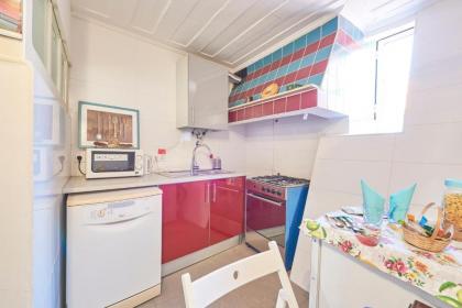 Lisbon Inn Bica Suites - image 6