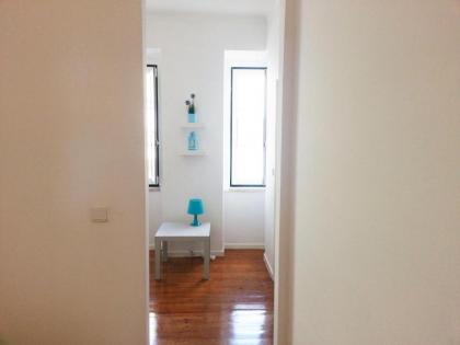 Alcantara Quiet & Calm in Lisbon - image 9