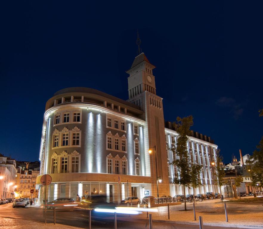 Lisbon Five Stars Apartments 8 Building - image 7