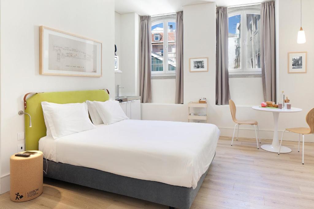 Ascensor da Bica - Lisbon Serviced Apartments - main image