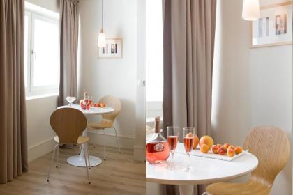 Ascensor da Bica - Lisbon Serviced Apartments - image 15