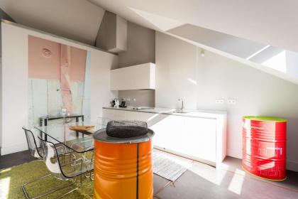 Chiado Arty Flats - image 3