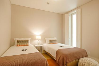 Chiado Square Apartments | Lisbon Best Apartments - image 19