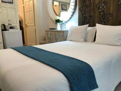 Lisbon Downtown Inn - image 10