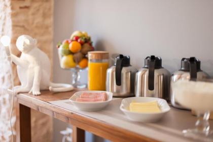 Feels Like Home Rossio Prime Suites - image 17