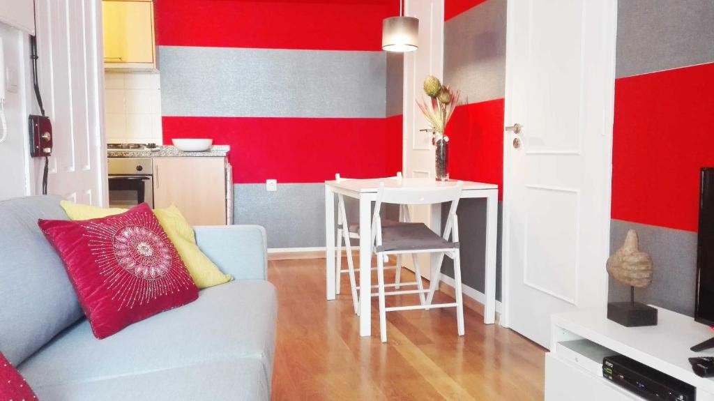 Contemporary Apartment in Chiado 1 - image 4